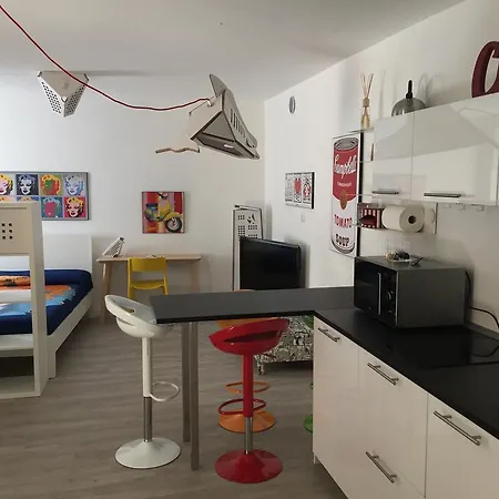 La Piazzetta Apartment *